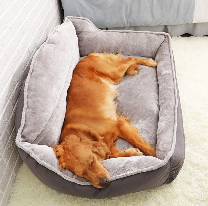 The Bark and Fetch Comfy Dog Bed: